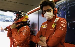 Carlos Sainz i Mattia Binotto