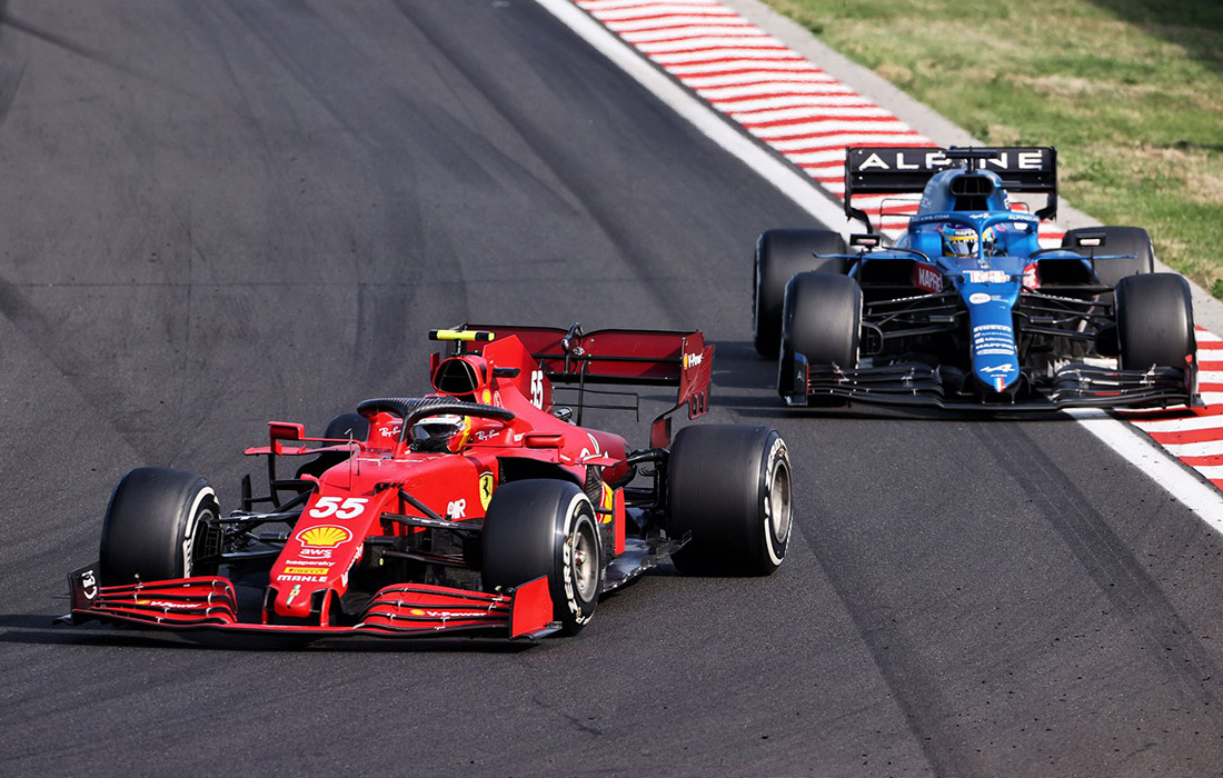 Carlos Sainz i Fernando Alonso,