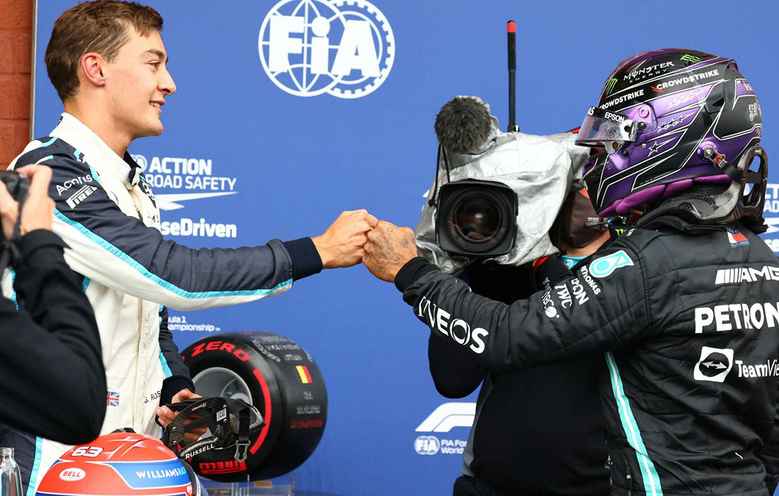 George Russell i Lewis Hamilton