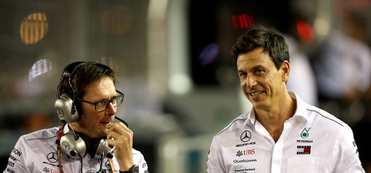 Andrew Shovlin i Toto Wolff