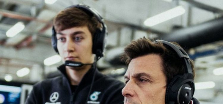 George Russell i Toto Wolff