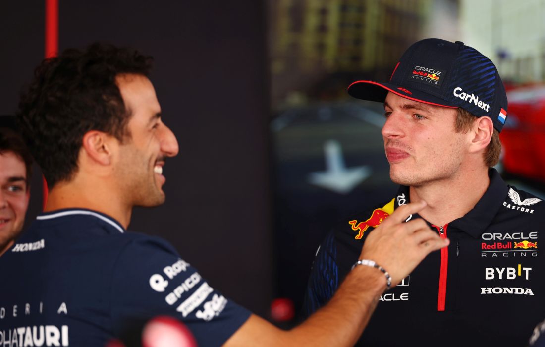 Daniel_Ricciardo_AlphaTauri_Max_Verstappen_Red_Bull.jpg